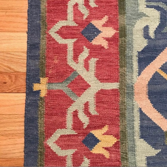 Hand Knotted Rug - Picture 4 of 6